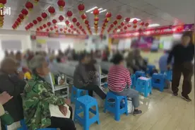 “神奇”的天价床垫，老人为何深信不疑？图片