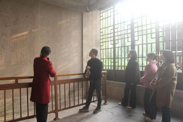 燃爆！60+国际青年探秘大足石刻，沉浸式对话千年文明！