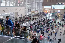 北京、上海、张家界等城市还有余票，活禽散装酒不能带上高铁图片