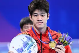 （体育）游泳——全国冠军赛：潘展乐获男子100米自由泳冠军图片