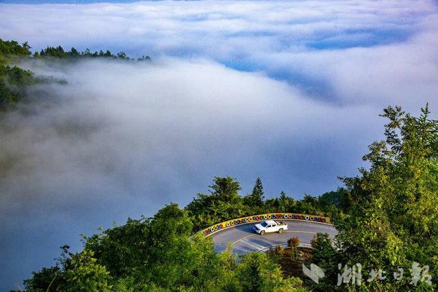 组图|圣水天池佛宝山