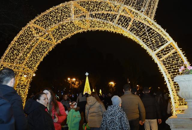 阿塞拜疆巴库的新年集市