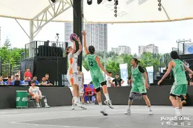 2023赛季中国三人篮球联赛（福建平潭赛区）女子组比赛打响图片