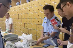 杜绝短斤少两，极目新闻记者随市场监管部门突击检查电子秤图片