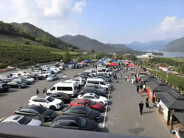 省媒看白山 | 双线通途贯浑江 黄金周里热潮涌——G331国道与沈白高铁同步通车引爆区域发展新动能