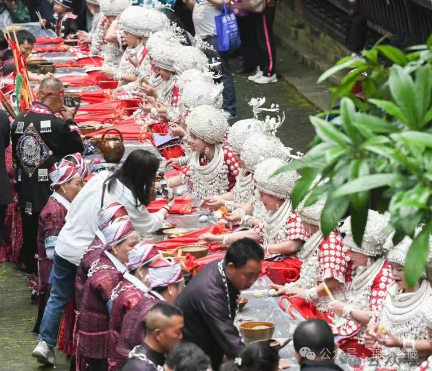 【游客预约通道开启】谷陇“9.27”芦笙会 · 姑妈长桌宴话团圆，300个席位为你而留！