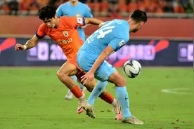 足协杯泰山队晋级四强，泰山队员场上的拼劲都回来了！图片