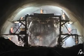 节日期间，新疆项目建设劲头不减图片