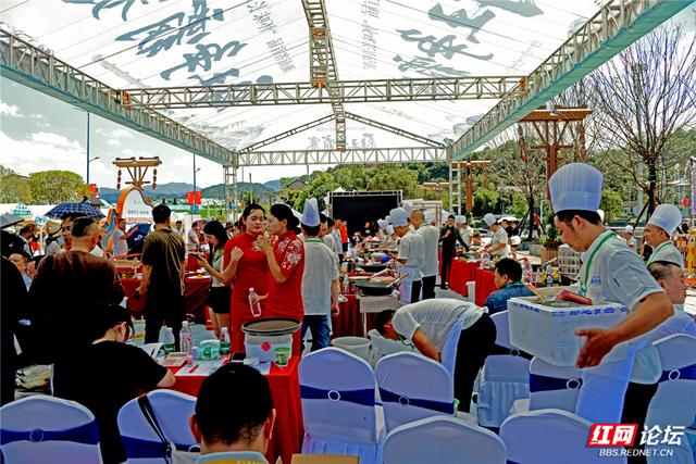 【每日一图@湖南】文旅焕新大怀化，盛会点亮一座城