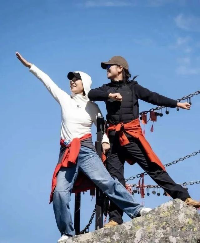 冬日漫步太白山！邂逅冰雪与暖阳！