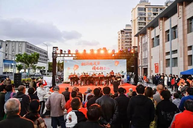 国潮集市金秋喜乐会在家门口举行，更有桃浦镇购车消费补贴推介→