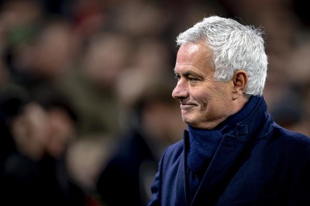 穆帅率本菲卡拿下赛季欧冠首胜