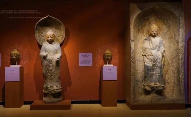 “一生总要去一次龙门石窟”