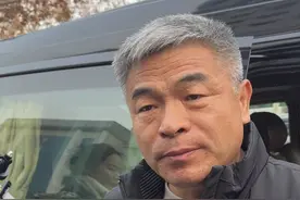 对话《失孤》原型郭刚堂：孩子回来了，“寻亲”仍是我后半生的主题｜封面深镜图片