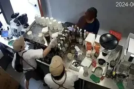 扇顾客耳光？泼咖啡粉？最新回应来了！图片