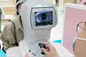 儿子还没近视，妈妈就花两万多提前防控，还有家长为这事焦虑了几个通宵图片