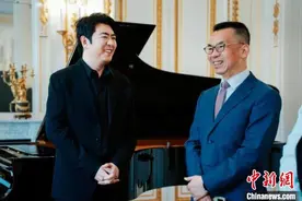 中国驻法国大使馆举行夏日音乐晚会 郎朗等艺术家献艺图片