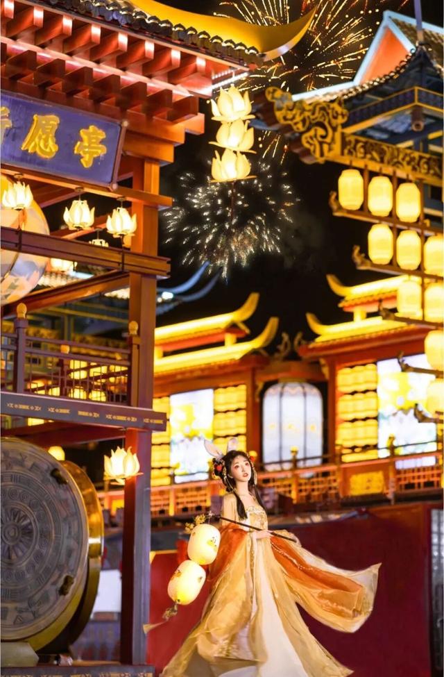 南凭高铁全线通车！广西诚邀越南游客“来中国，过周末”→