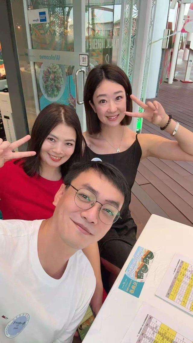 从天山到新加坡河畔，这届新疆老乡把“团圆”拿捏了！
