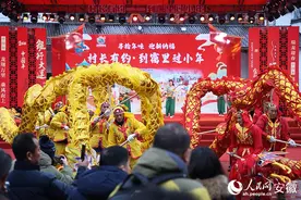 新春走基层丨“村长有约”约来“六气临门”图片