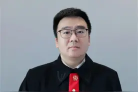 女儿怪父母不肯出钱给自己留学，两次起诉要求分房拿钱均败诉图片