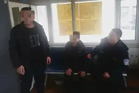 【冬季行动】大庆林甸警方：七旬老人走失 民警助其寻家图片