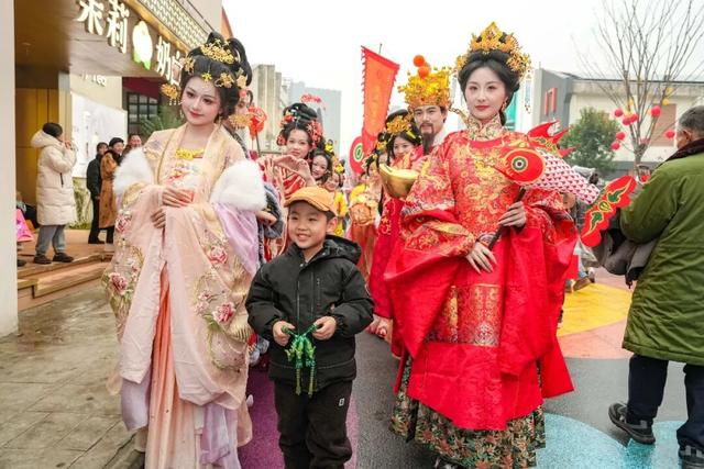 “我们的节日——欢欢喜喜过大年”2026春节主题文化和旅游主场活动在蜀山区启动