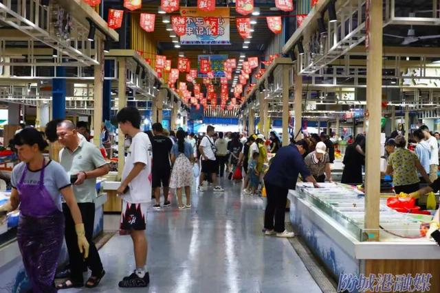 【防城港】开海节后：旅游热未退 消费持续旺