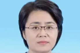 丁晓芳，履新职图片