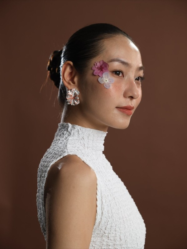 OPPO Find X9 Pro样张曝光：把哈苏上亿中画幅解析力装进手机