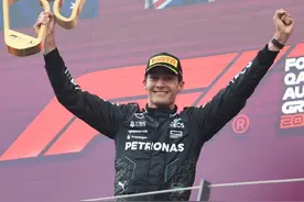 赛车——F1奥地利大奖赛：拉塞尔夺冠图片