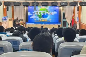 激发青少年科学兴趣   培养科技创新后备人才——2025年度甘肃省青少年“飞天英才”计划宣讲活动在…图片