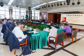 研讨｜陶纯《仪仗兵》：揭开了三军仪仗队的神秘面纱图片