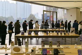 华为Mate70系列正式开售  部分机型开卖秒空图片