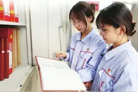 融媒·先锋丨支部“组CP”，供热“聚合力”——众人拾柴火“焱”高图片