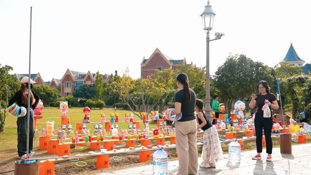 这个双节假期，海门消费市场一片火热……