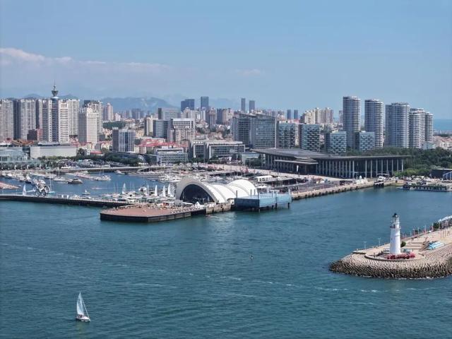【畅游青岛 文明相伴】让畅游与文明同行：青岛旅游集团绘就双节温馨风景