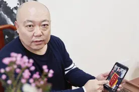 勇闯火海救人，致敬烈火“金刚”图片
