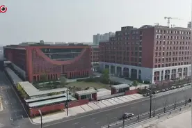 【视频】春风习习暖江淮——向总书记汇报| 全国人大代表李鸿彬：持续发力 提升公民科学素质图片