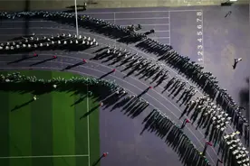 掌声、荧光、呐喊！这场专属高三的“毕业跑”，太燃了！图片