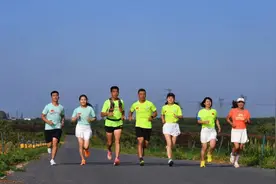 67岁合肥市马拉松运动协会会长想和谷爱凌一起参加奥运会图片