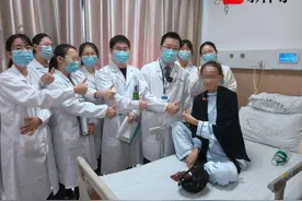 26岁女孩“玩命”减肥只剩50斤！粪菌移植挽救生命！图片