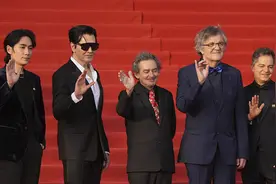 北影节评委媒体见面会举办，“中国电影正在进入一个黄金时期”图片