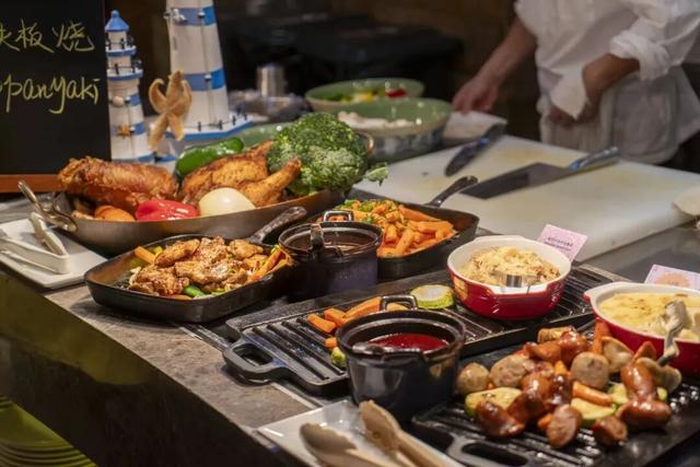 上海Citywalk正当时！市区5星级酒店客房折上折！大闸蟹自助、双人下午茶特惠价！免费住宿福利到