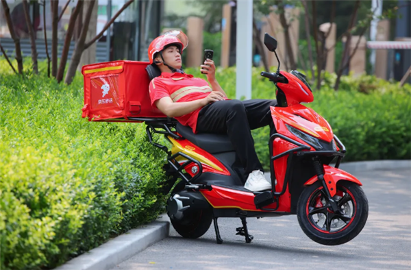京东向骑手卖电动自行车：90天内跑够3000单全额返款