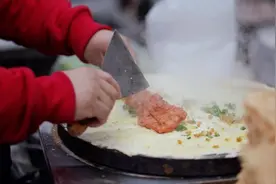 山东“煎饼村”闯荡上海滩：靠一张煎饼在大都市扎根图片
