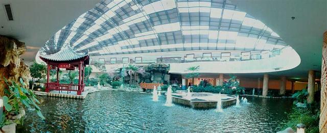 雪场之上 汤泉之下 冬季文旅奏响“冰与火之歌”