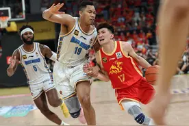 CBA精彩瞬间 | 2024—2025总决赛第二场 浙江方兴渡103比96战胜北京北汽 大比分战成1比1图片