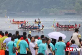 文化中国行丨赛龙舟 贺端午 迎旅发 资兴市举行东江湖龙舟大赛图片