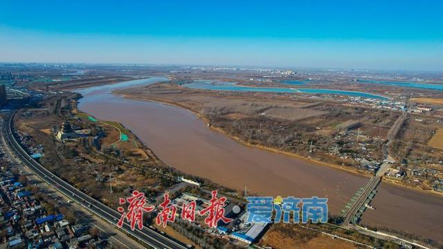 冬日黄河绘就雄浑生态画卷